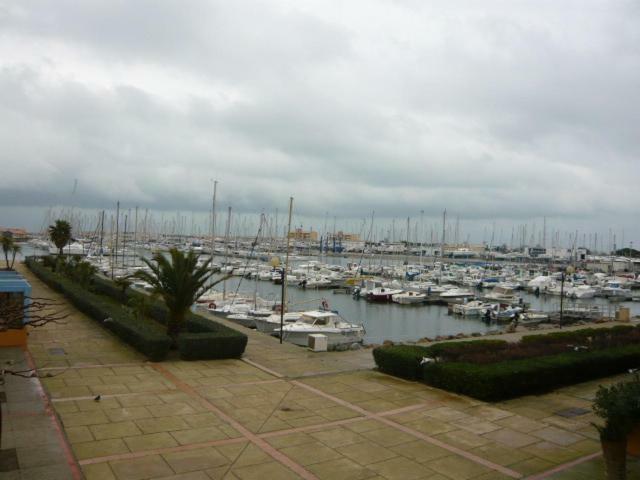 Апартаменты Port Leucate - Vue Sur Port Экстерьер фото