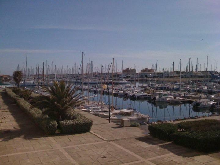 Апартаменты Port Leucate - Vue Sur Port Экстерьер фото